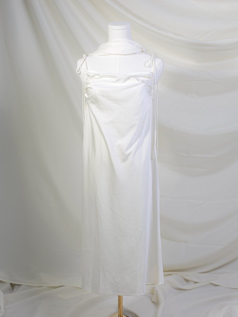 (HOLD) Isalis Silk Satin Top and Skirt Set